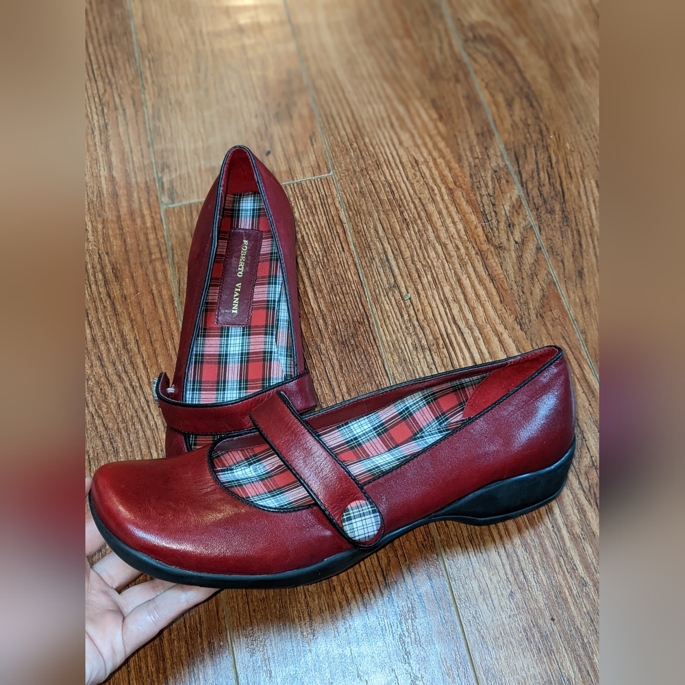 Roberto Vianni Mary Jane style shoes